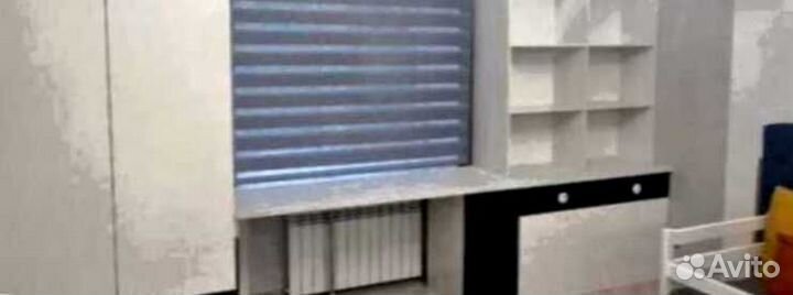 Рабочая зона у окна