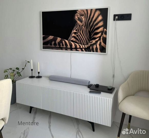 Тумба тв Bravo (на опорах или подвесная)