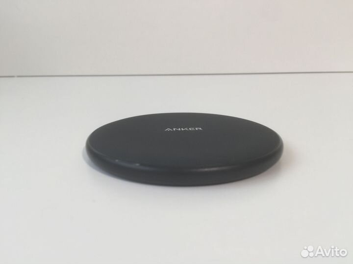 97023 Беспроводное зарядное устройство Anker
