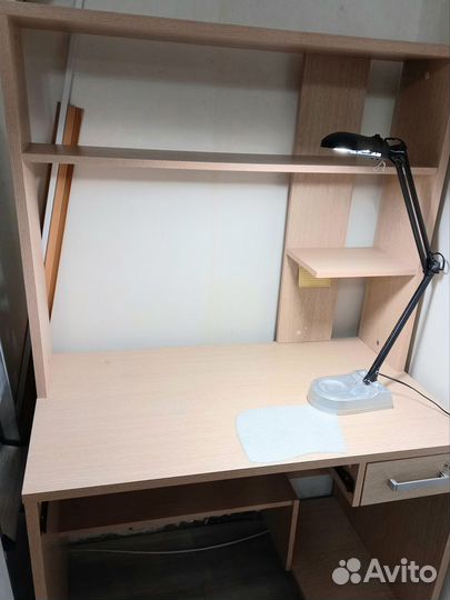 Стол письменный компьютерный школьный новый