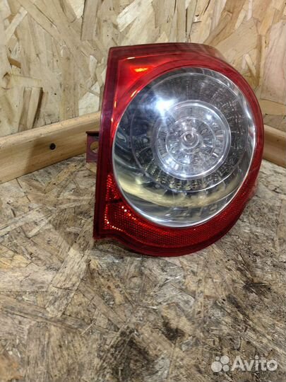 Фонарь Задний Правый Пассат Б6 Универсал