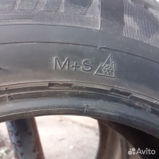Goodyear Ultragrip Ice Arctic 19.5/65 R15