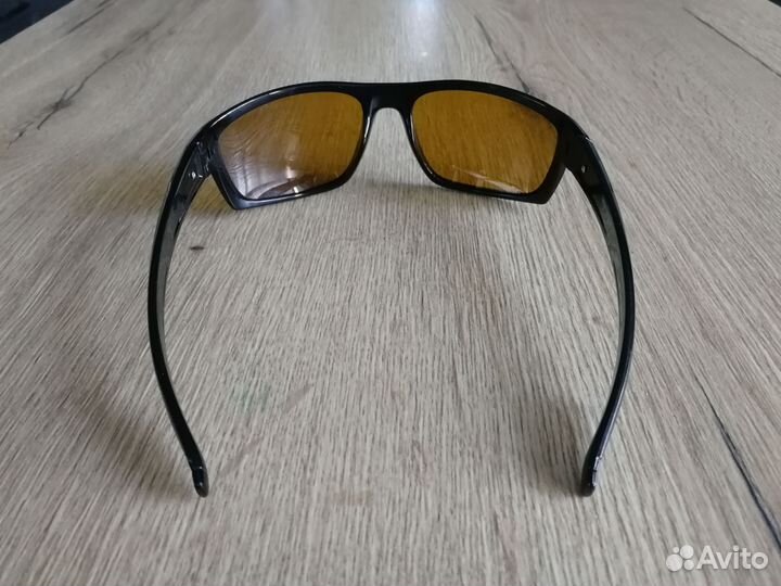 Очки с желтыми линзами