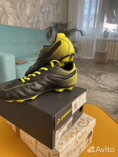 Детские футбольные бутсы 31 размер