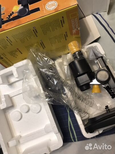 Стереомикроскоп National Geographic Bresser