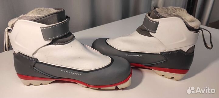 Лыжные ботинки salomon sns pilot