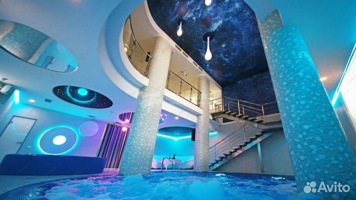 Бильярд с сауной, бассейном и джакузи