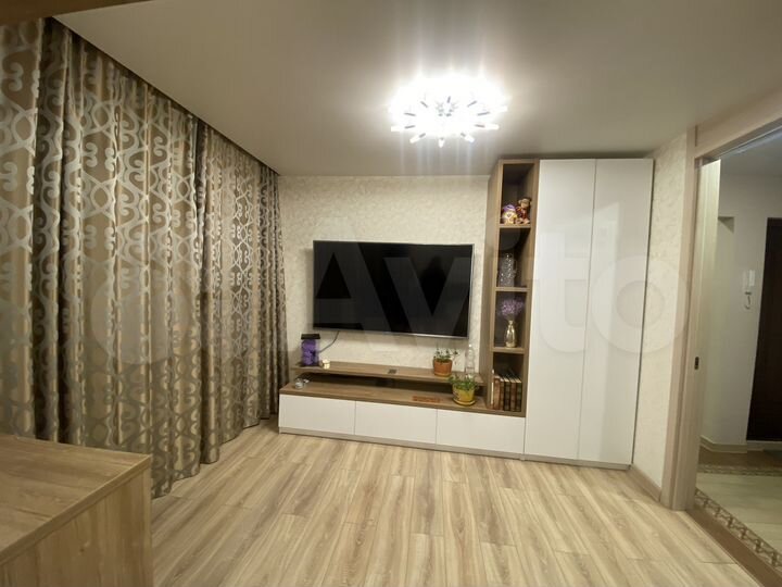 3-к. квартира, 74 м², 1/5 эт.