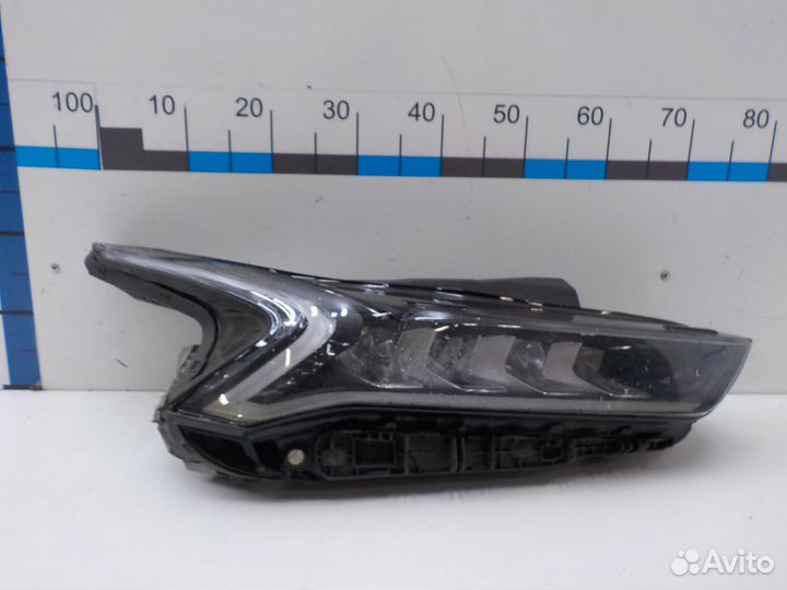 Фара правая Kia K5