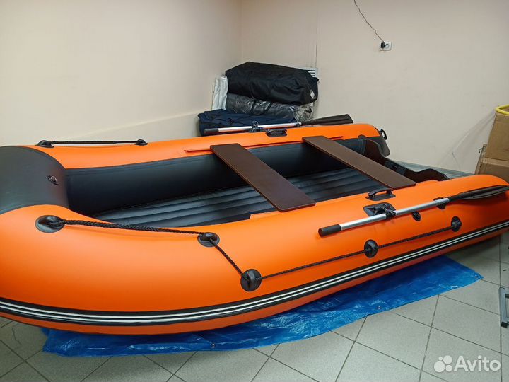 Лодка Reef 3,6 м