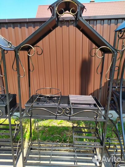 Мангал с крышей 