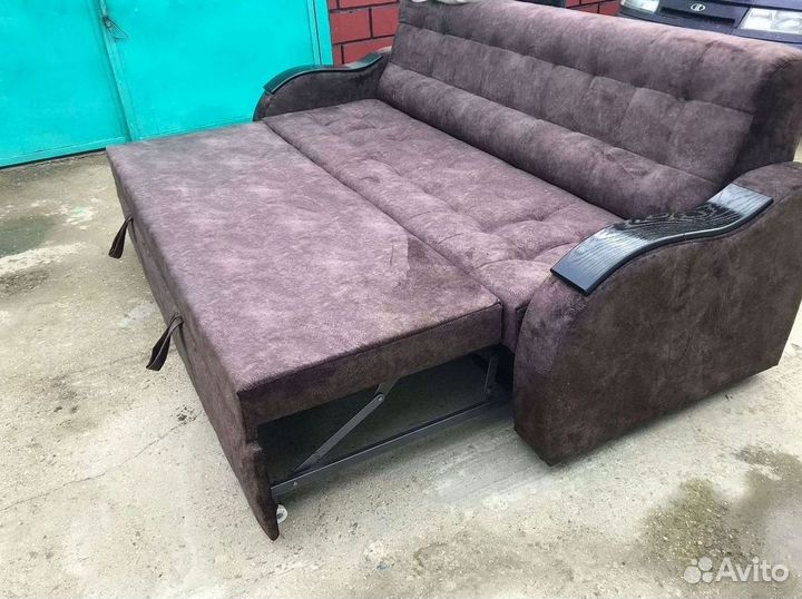 Прямой диван на заказ