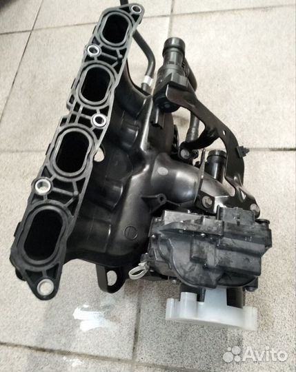 Впускной коллектор Пежо 308 408 Ситроен С4 EP6