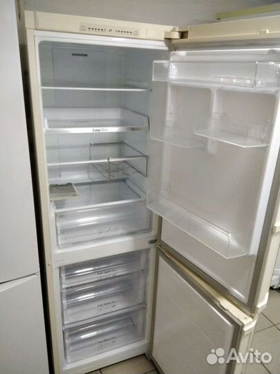 Холодильник Samsung Ноу Фрост