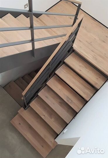 Ступени из массива дерева