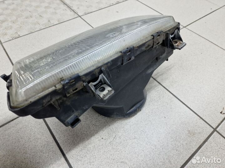 Передние фары Hella на Audi 80 B3 (Правая и Левая)