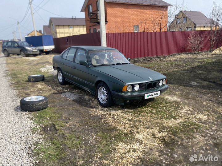 BMW 5 серия 2.0 МТ, 1991, битый, 365 000 км