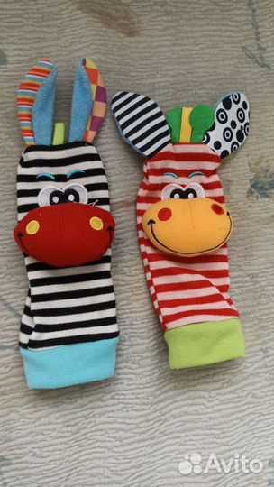 Носки с погремушками