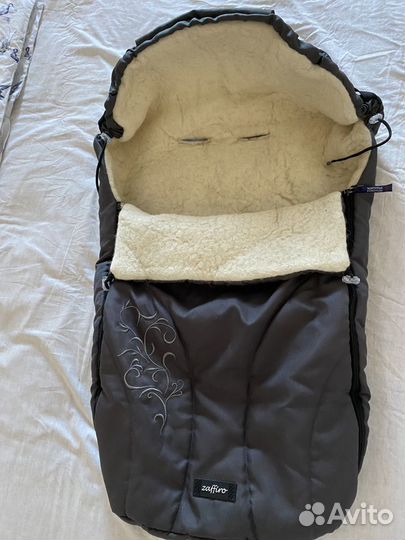 Зимний конверт в коляску на овчине womar