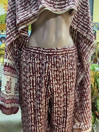 Индийский костюм из хлопка