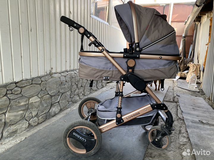 Коляска 3 в 1 luxmom