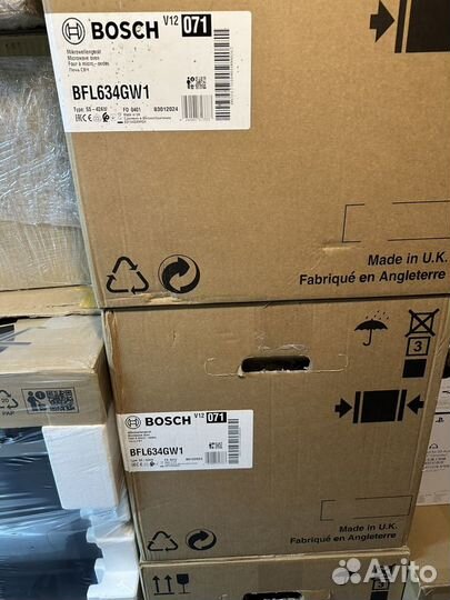 Новая Микроволновая печь Bosch BFL634GS1 (UK)