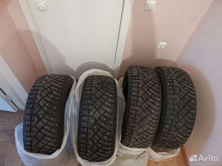 Nitto Therma Spike 255/55 R19 111T