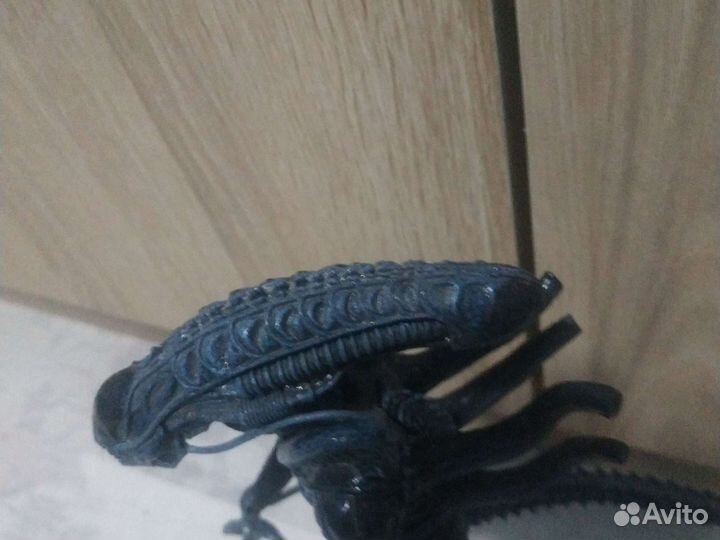 Фигурка Ксеноморфа от Neca