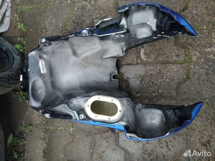 Бензобак Aprilia pegaso strada