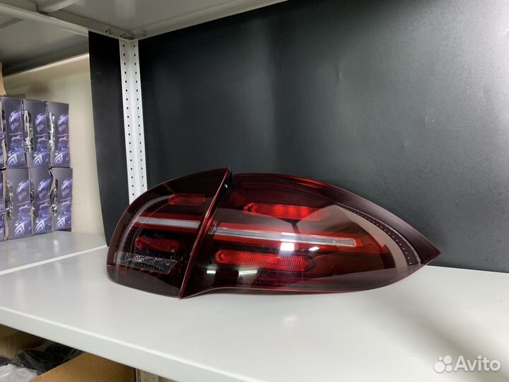 Фонари задние RED Porsche Cayenne 958.1 LED