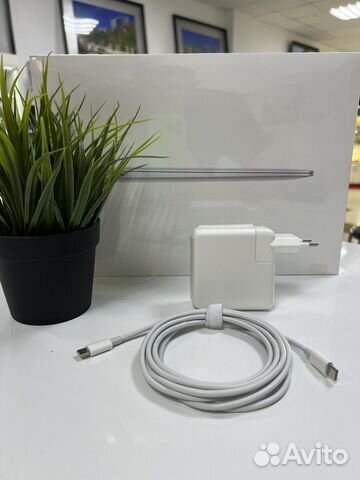 Зарядка для макбук