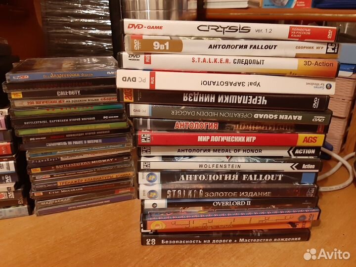 Диски с играми, мультфильмами