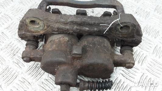 Суппорт тормозной передний левый land rover discov