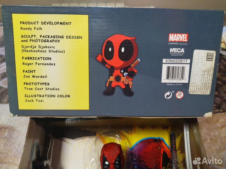 Фигурка Marvel Deadpool (45 см)