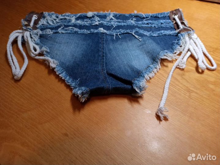 Шорты джинсовые. Новые. Размер 40-44