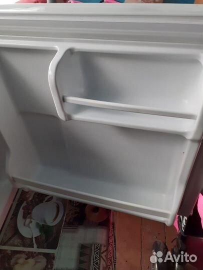 Холодильник офисный. 