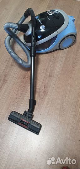 Пылесос Samsung с аквафильтром SD9420