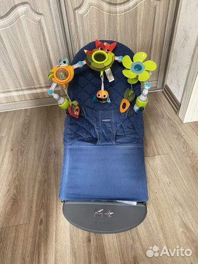 Кресло шезлонг babybjorn