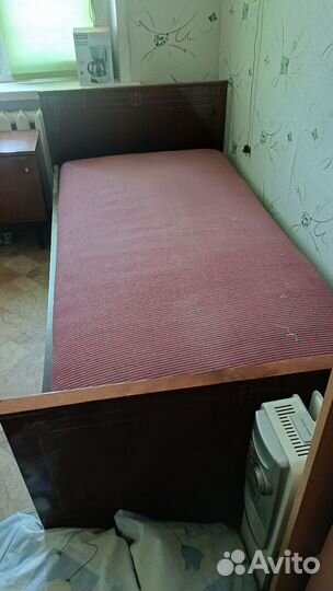 Кровать полуторка с матрасом бу
