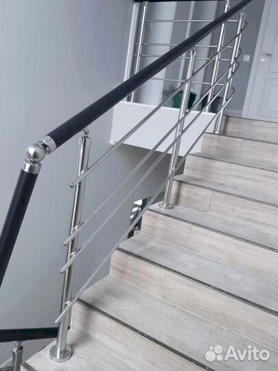 Перила в частный дом из нержавеющей стали