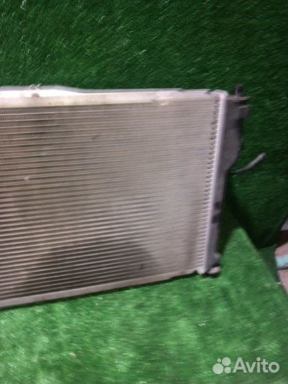 Радиатор двигателя / радиатор основной Mazda