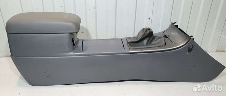 Подлокотник Mazda 6 GG