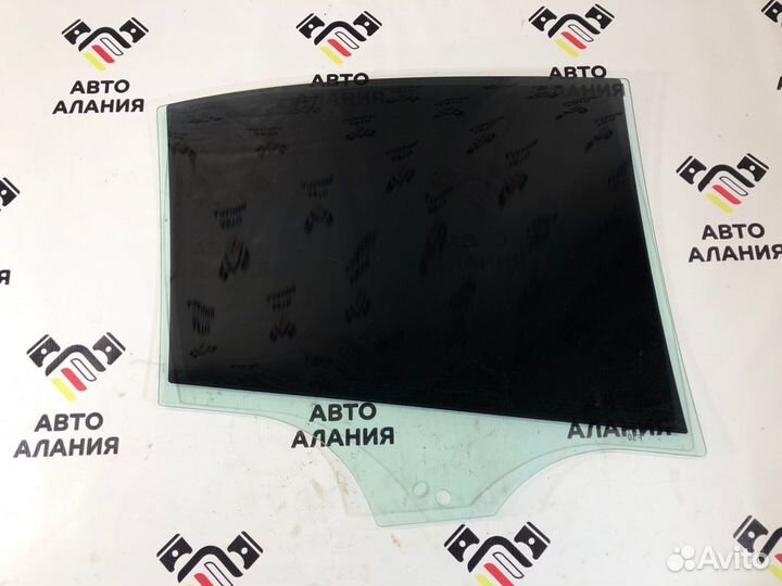 Стекло двери задней заднее левое Bmw 3-Series F30