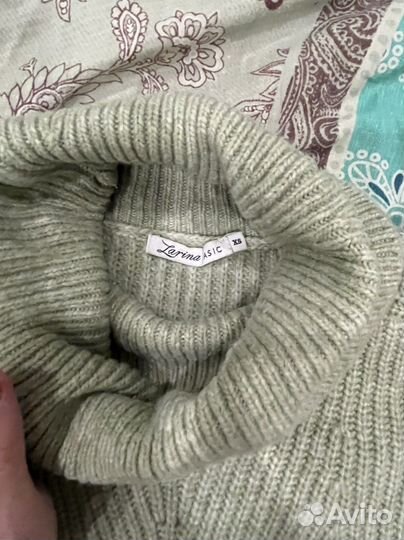 Вещи пакетом женские (свитера)