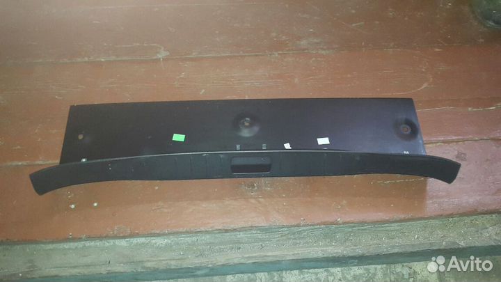 Обшивка задней панели багажника Peugeot 408