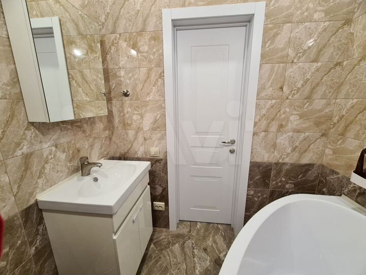 Коттедж 180 м² на участке 5,2 сот.