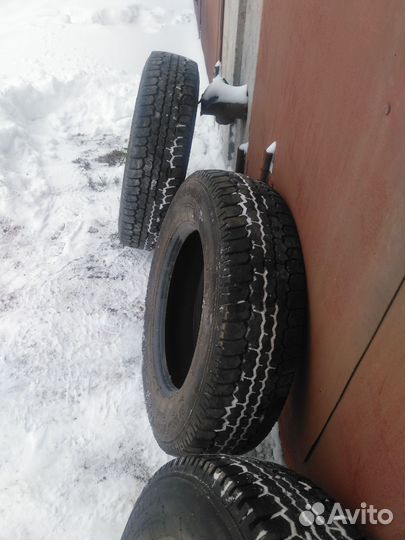 Шины бу17.5