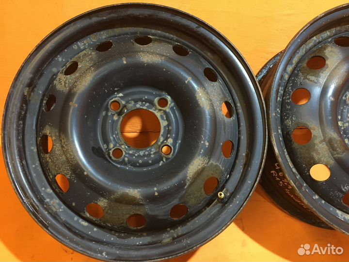 2 шт. Диски 15 4*114,3 DIA 67,1