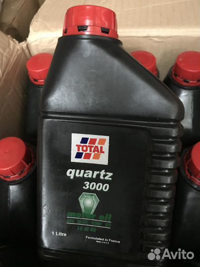 Масло тоталь 10W40 по 1 литру