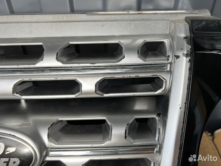Решётка радиатора Range Rover L405